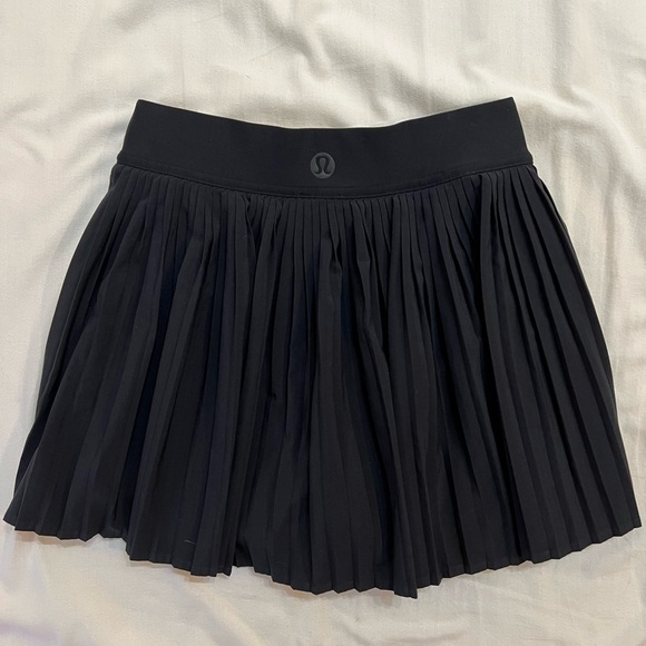 lululemon athletica Varsity High-Rise Pleated Tennis Skirt - Picture 5 of 9